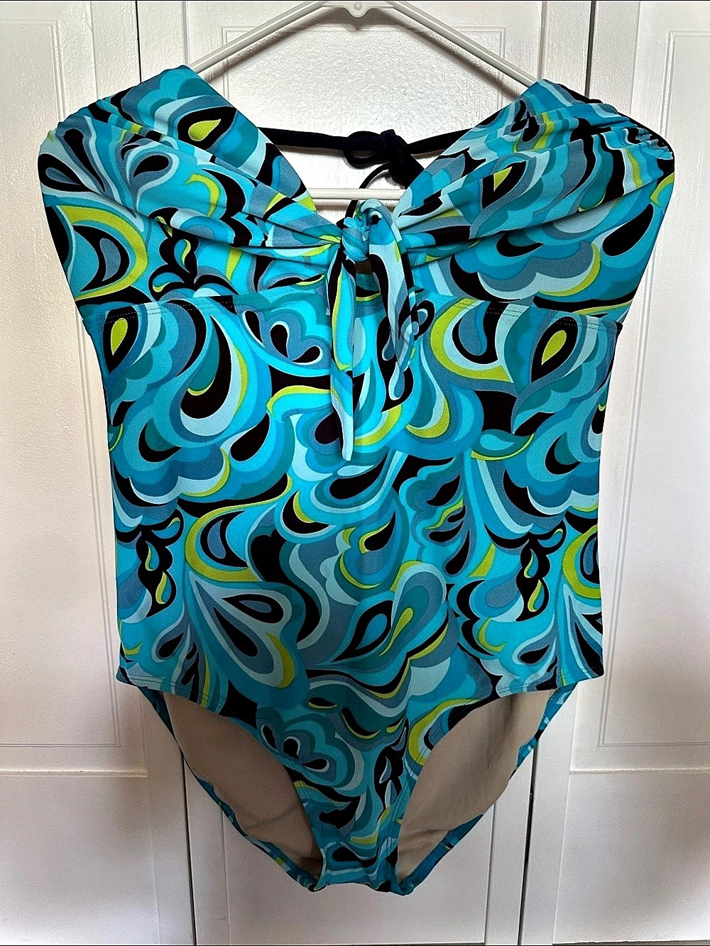 robby len Abstract One Piece Swimsuit in Blue & Green Size 16. New without tags.